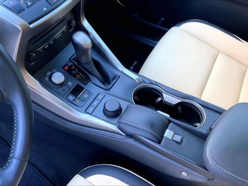 Used 2015 Lexus NX 200t FWD image 17