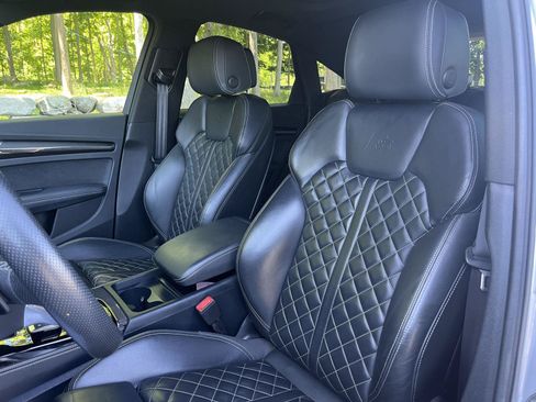 Used 2023 Audi SQ5 Premium Plus w/ Premium Plus Package AWD/4WD image 15