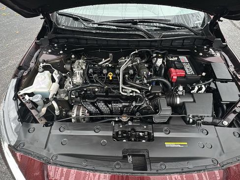 Used 2025 Nissan Altima 2.5 SV FWD image 31