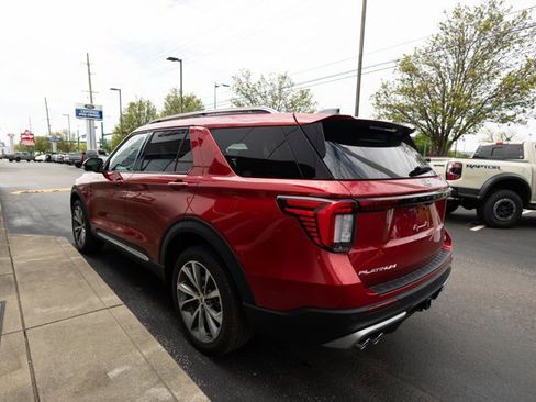 Certified 2025 Ford Explorer Platinum w/ Ultimate Package AWD/4WD image 5