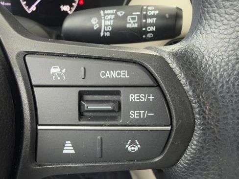 Used 2024 Honda HR-V LX image 28