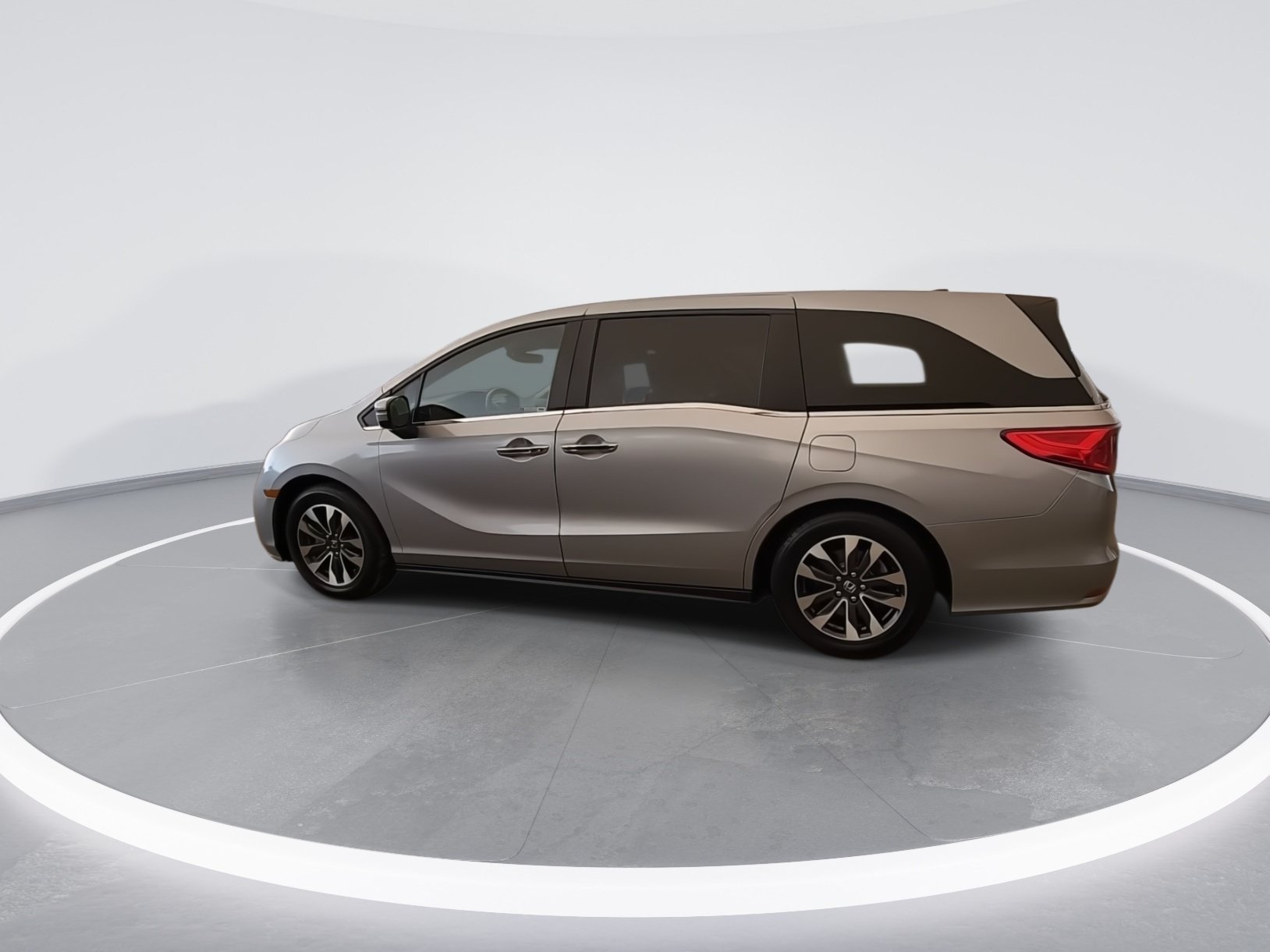 Used 2024 Honda Odyssey EX-L image 5