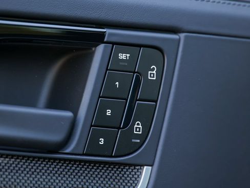 Certified 2026 Porsche Cayenne S AWD/4WD image 16