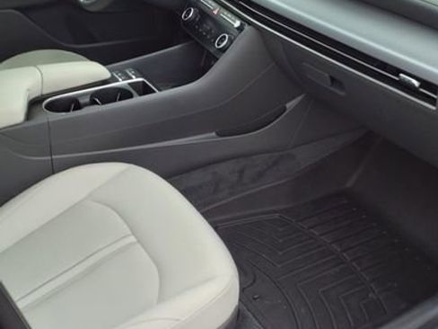 Certified 2025 Hyundai Sonata SEL image 26