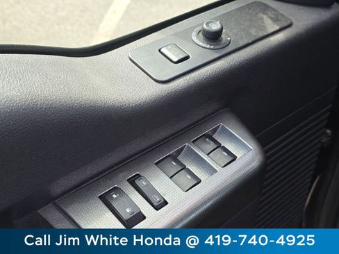 Used 2009 Ford F250 4x4 Crew Cab Super Duty image 17