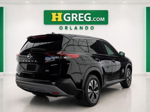 Used 2021 Nissan Rogue SV FWD image 6