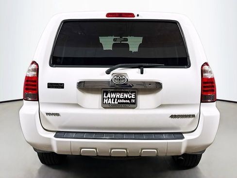 Used 2008 Toyota 4Runner SR5 image 5