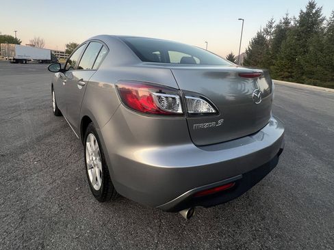 Used 2010 MAZDA MAZDA3 i Touring image 3