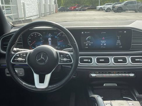 Used 2021 Mercedes-Benz GLS 450 4MATIC image 23
