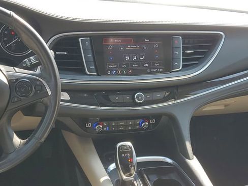 Certified 2020 Buick Enclave Premium w/ Sun and Sites Package AWD/4WD image 16