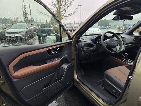 New 2025 Subaru Forester Touring image 7