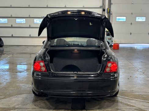 Used 2004 Pontiac GTO image 16