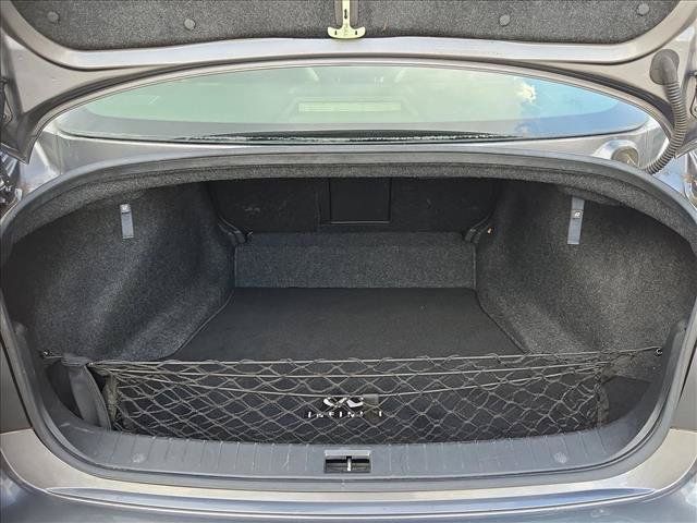 Used 2017 INFINITI Q50 3.0t Premium w/ 3.0T Premium Plus Package RWD image 6