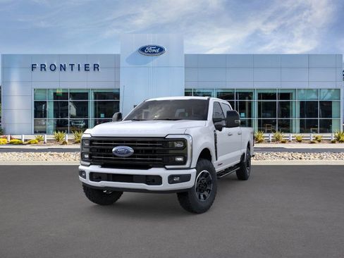 New 2026 Ford F350 Platinum w/ Tremor Off-Road Package image 2