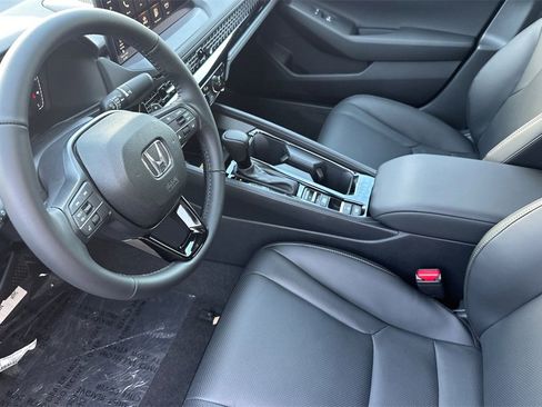 New 2025 Honda Accord EX-L image 10
