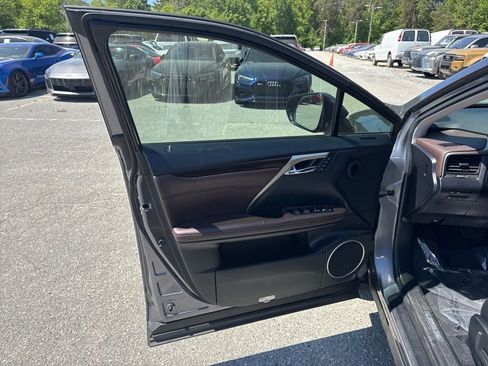 Used 2019 Lexus RX 350L FWD image 25