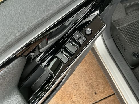 Used 2024 Toyota bZ4X AWD w/ Weather Package image 15