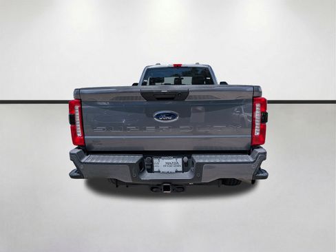 Used 2024 Ford F250 XL w/ STX Appearance Package AWD/4WD image 5