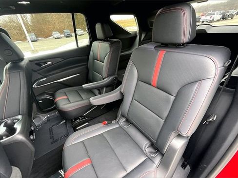 Used 2024 Chevrolet Traverse RS w/ LPO, Floor Liner Package image 26