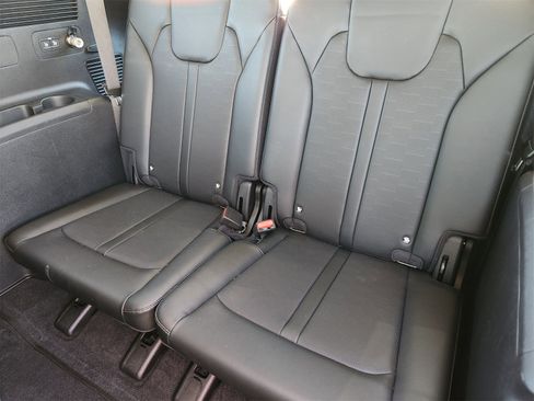 Used 2025 Kia Sorento S w/ Panoramic Sunroof Package image 31