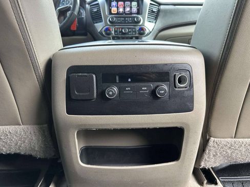 Used 2019 Chevrolet Suburban LT AWD/4WD image 33