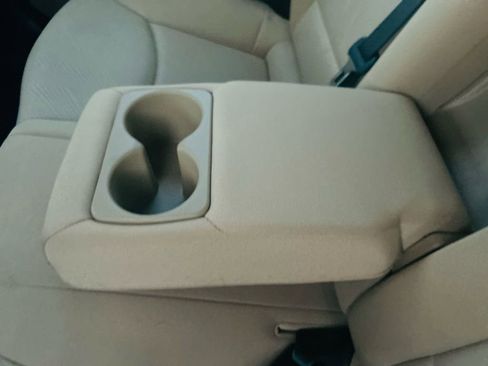 Used 2013 Hyundai Elantra GLS w/ Preferred Pkg image 35