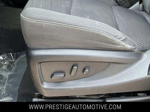 Used 2019 GMC Sierra 1500 SLE w/ SLE Value Package image 19