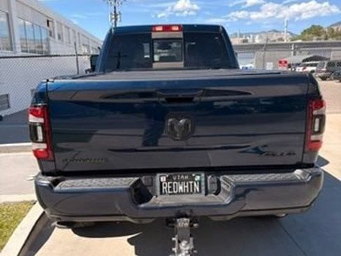 Used 2023 RAM 2500 Laramie AWD/4WD image 3