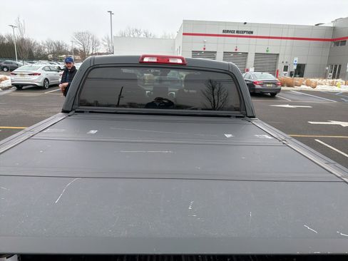 Used 2018 Toyota Tundra Platinum image 13