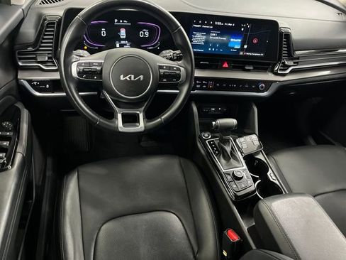 Certified 2023 Kia Sportage EX image 25