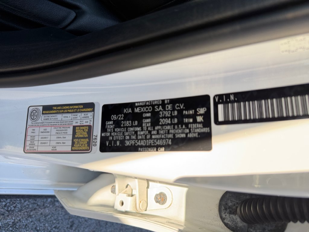 Used 2023 Kia Forte GT-Line w/ GT-Line Premium Package FWD image 30