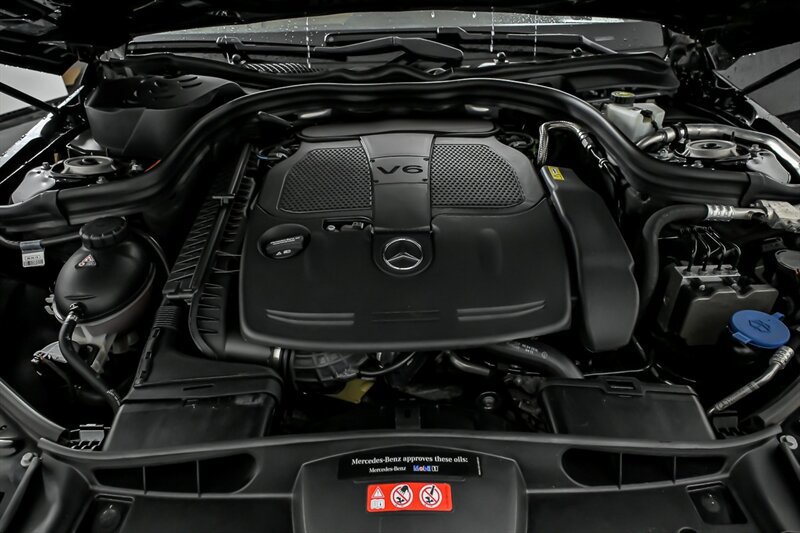 Used 2016 Mercedes-Benz E 350 4MATIC Wagon w/ Premium Package image 14