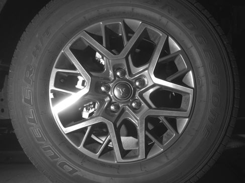 Used 2025 Jeep Wrangler Sahara image 13