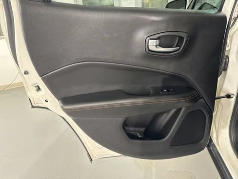 Used 2020 Jeep Compass Limited AWD/4WD image 17