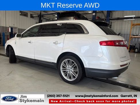 Used 2018 Lincoln MKT AWD w/ Technology Package image 5