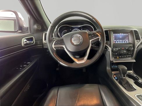 Used 2018 Jeep Grand Cherokee Limited w/ Trailer Tow Group IV AWD/4WD image 8