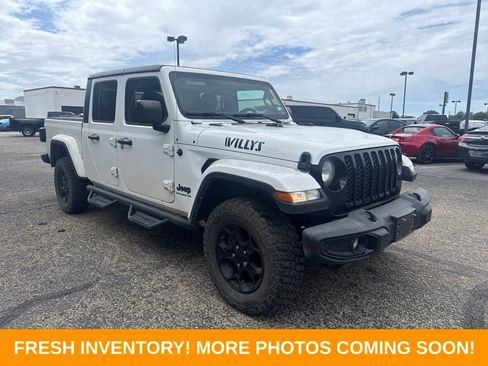 Used 2023 Jeep Gladiator Sport AWD/4WD image 1