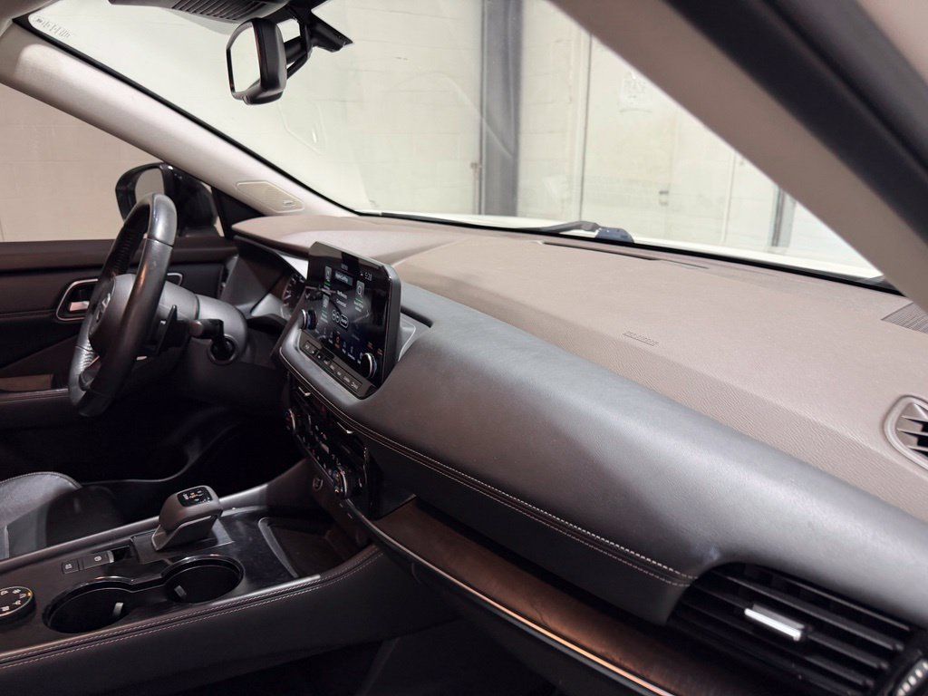 Used 2021 Nissan Rogue SL w/ Premium Package AWD/4WD image 38