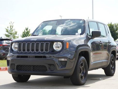 Certified 2022 Jeep Renegade Sport image 3