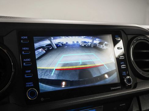 Certified 2023 Toyota Tacoma TRD Off-Road image 26