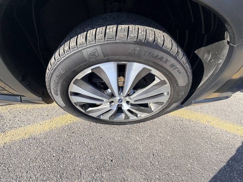 Used 2019 Subaru Ascent Touring AWD/4WD image 56