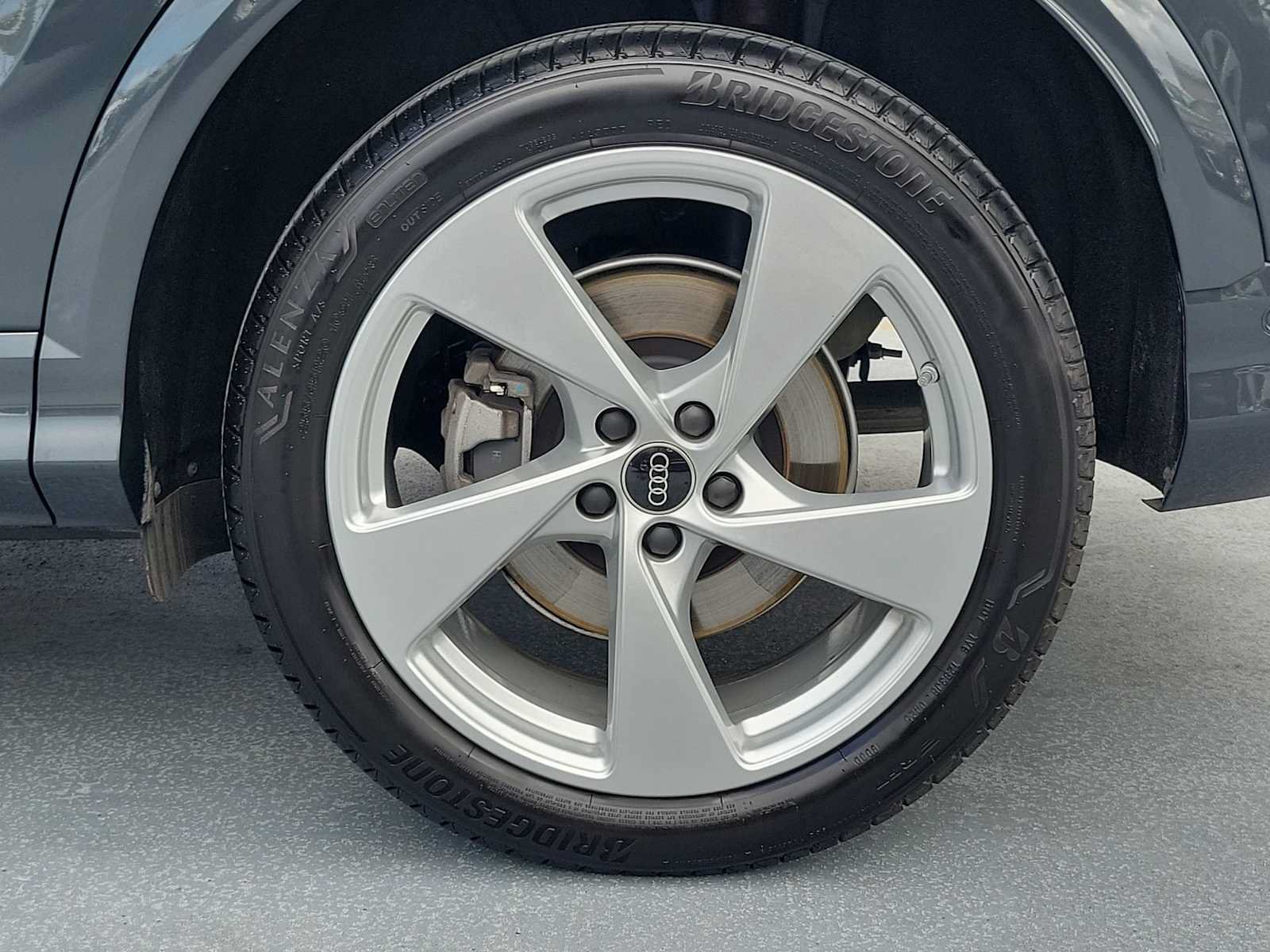 Certified 2025 Audi Q5 Premium Plus w/ Premium Plus AWD/4WD image 11