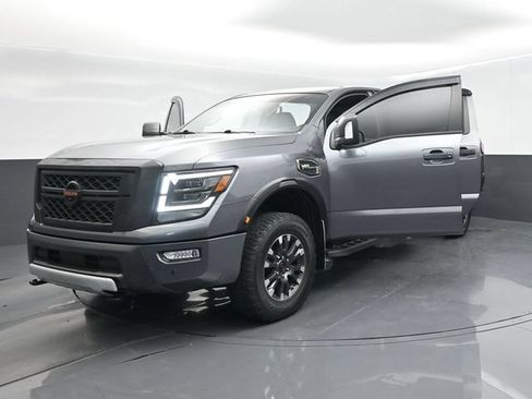 Used 2022 Nissan Titan PRO-4X w/ Pro-4x Convenience Package AWD/4WD image 68