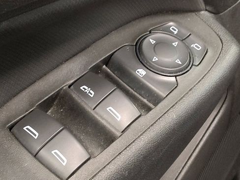 Used 2022 Chevrolet Equinox RS w/ RS Leather Package FWD image 27