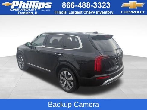 Used 2022 Kia Telluride S image 3