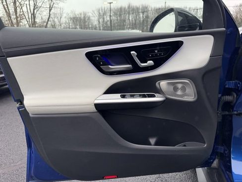 Certified 2024 Mercedes-Benz GLC 300 4MATIC image 18