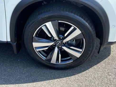 Used 2023 Nissan Rogue SL w/ SL Premium Package AWD/4WD image 8