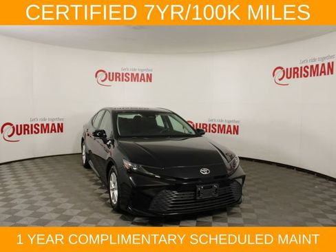 Used 2025 Toyota Camry LE FWD image 11