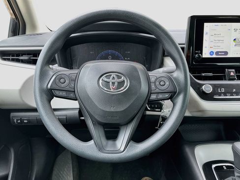 Used 2026 Toyota Corolla LE FWD image 11