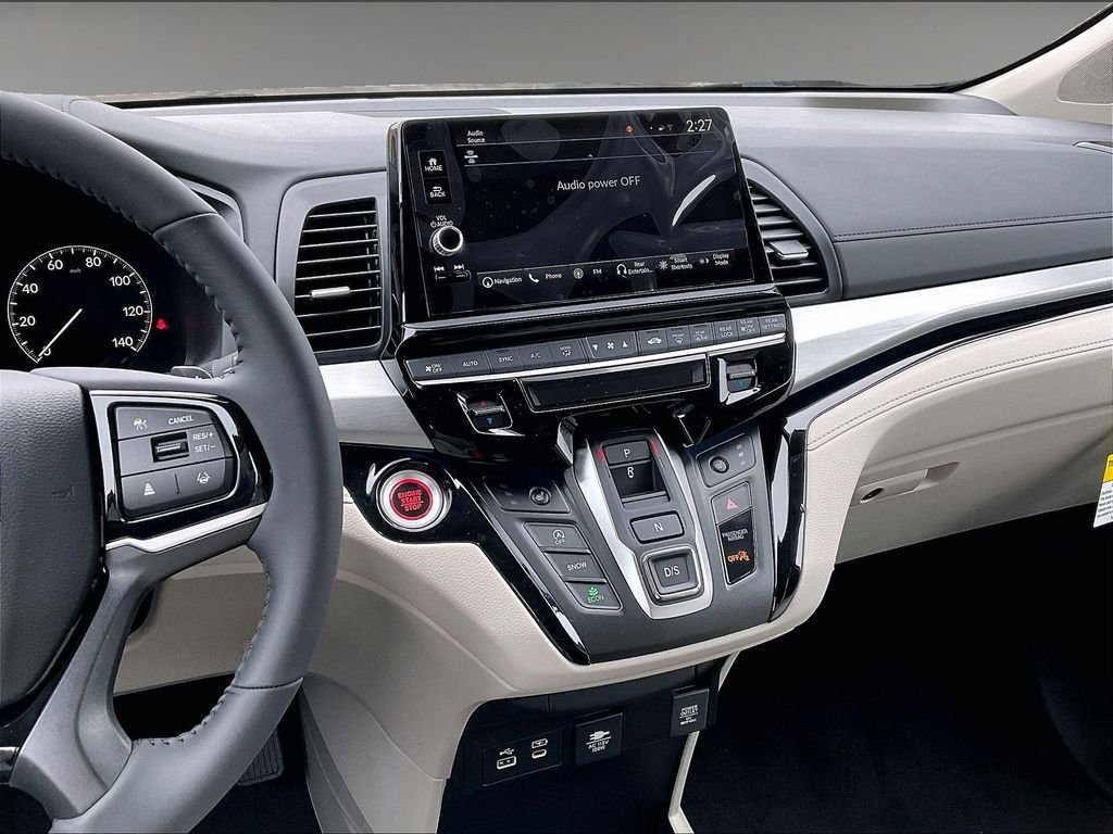 New 2026 Honda Odyssey Touring image 13
